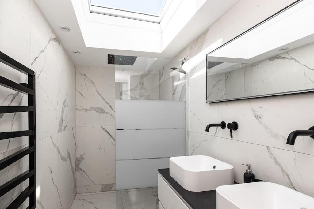 Superbe Appartement Facon Loft A 2 Pas Du Centre ! Ла-Рошель Экстерьер фото