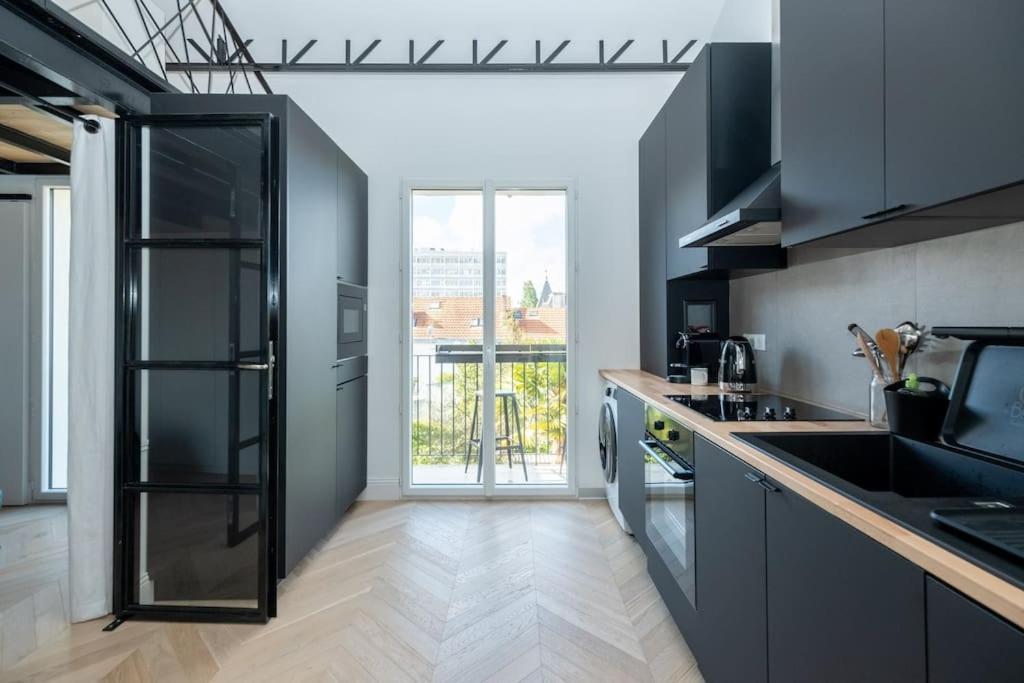 Superbe Appartement Facon Loft A 2 Pas Du Centre ! Ла-Рошель Экстерьер фото